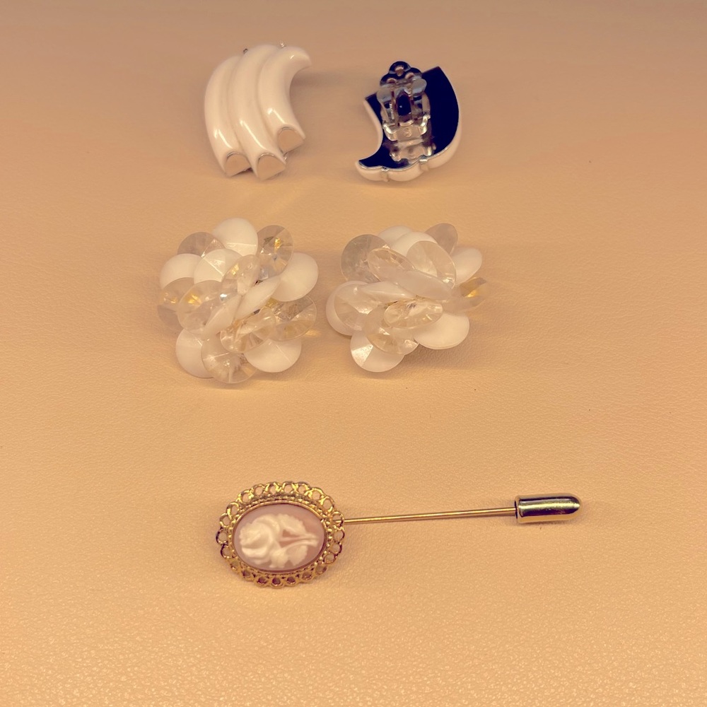 Vintage clip on earrings and rose gold pin